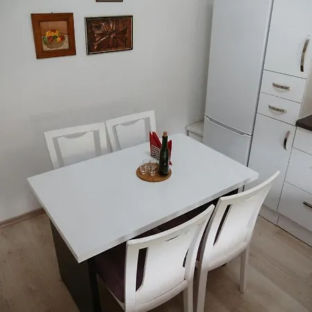 Apartmani Romic R Novi Travnik Exterior photo